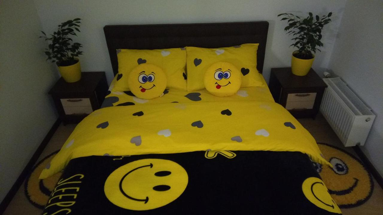 Positive Smile Studio Apartment In The Colorful Comfort Town Residental Complex. Kt-06. Kyiv Exterior foto